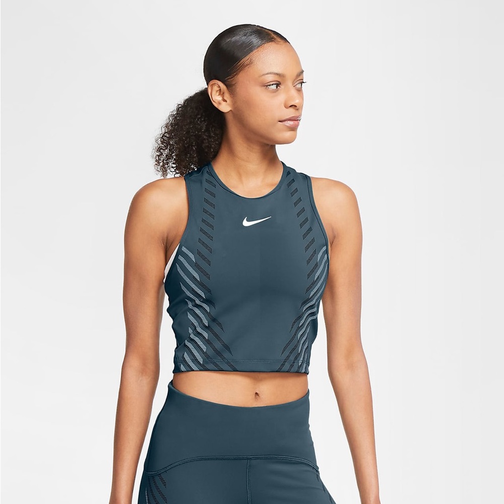 Nike Runway Reflective Crop Top Medium Ash Green Athletic Training Gym